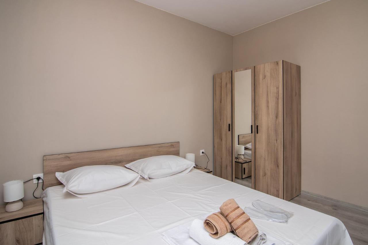 Apartmán Cozy Flats Nearby Center Free Park Area Varna Exteriér fotografie