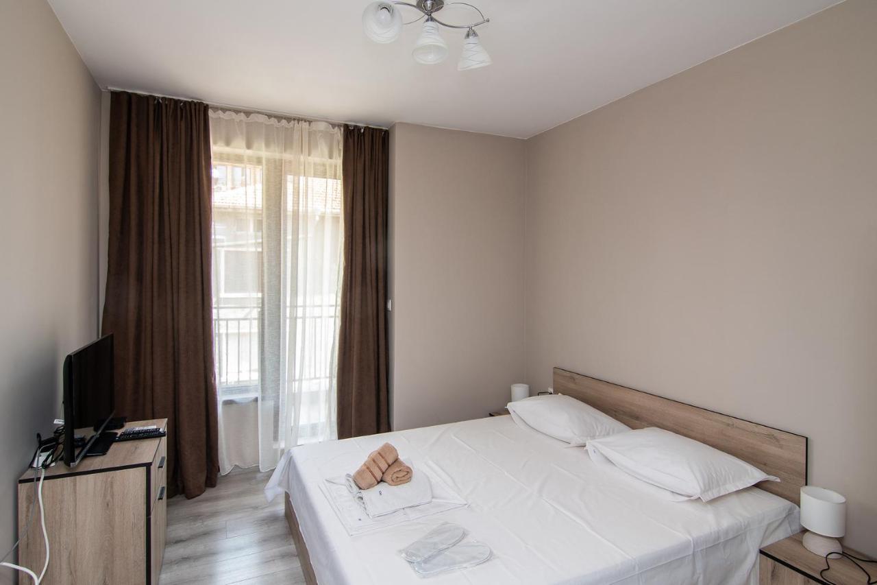 Apartmán Cozy Flats Nearby Center Free Park Area Varna Exteriér fotografie