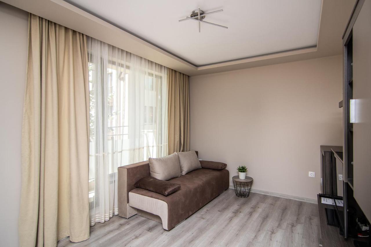 Apartmán Cozy Flats Nearby Center Free Park Area Varna Exteriér fotografie