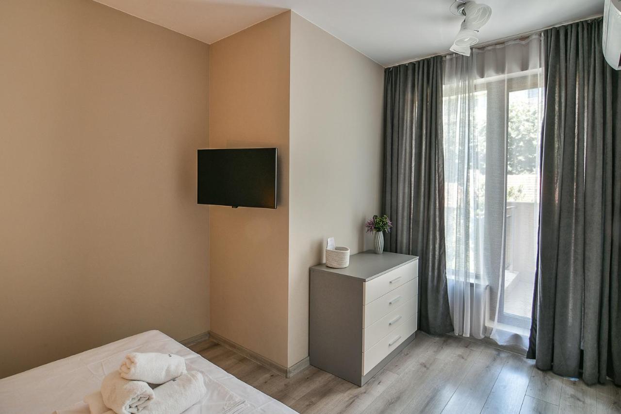 Apartmán Cozy Flats Nearby Center Free Park Area Varna Exteriér fotografie